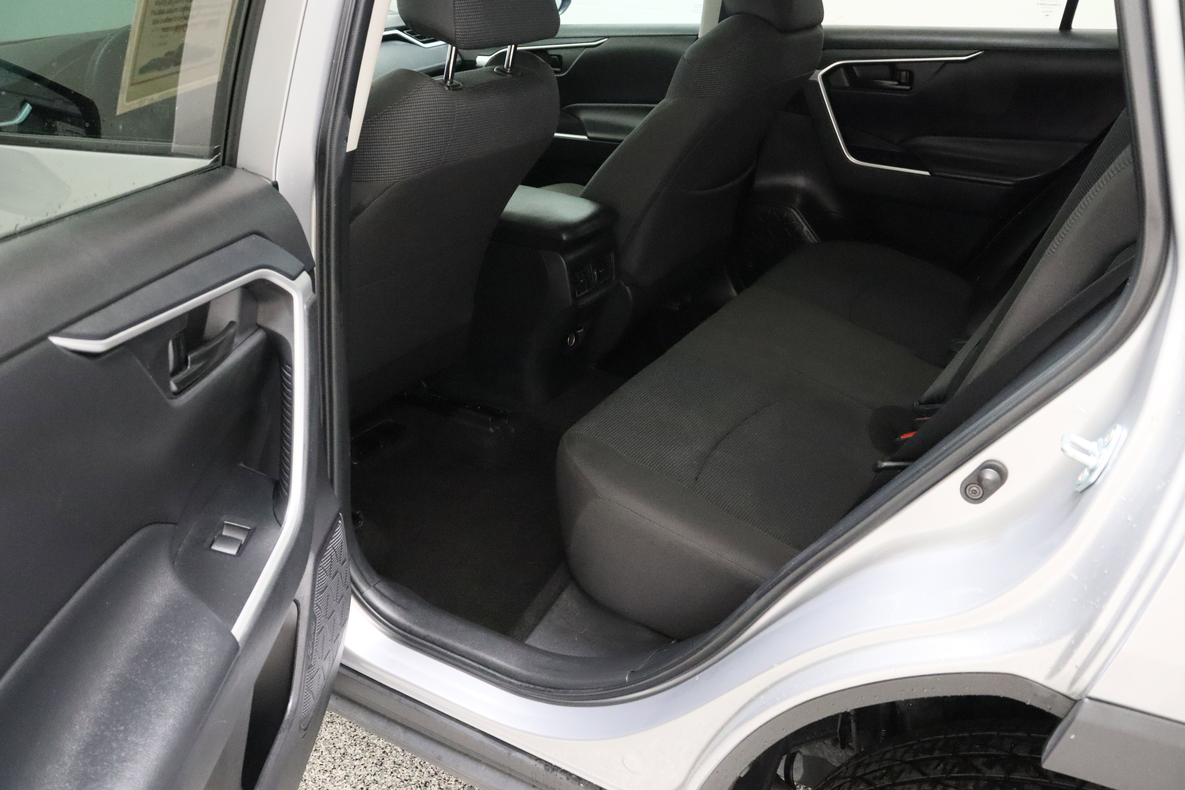 Used 2024 Toyota RAV4 LE image 24