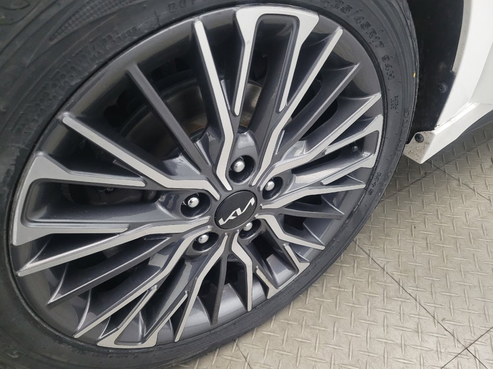 Used 2022 Kia Forte GT-Line image 31