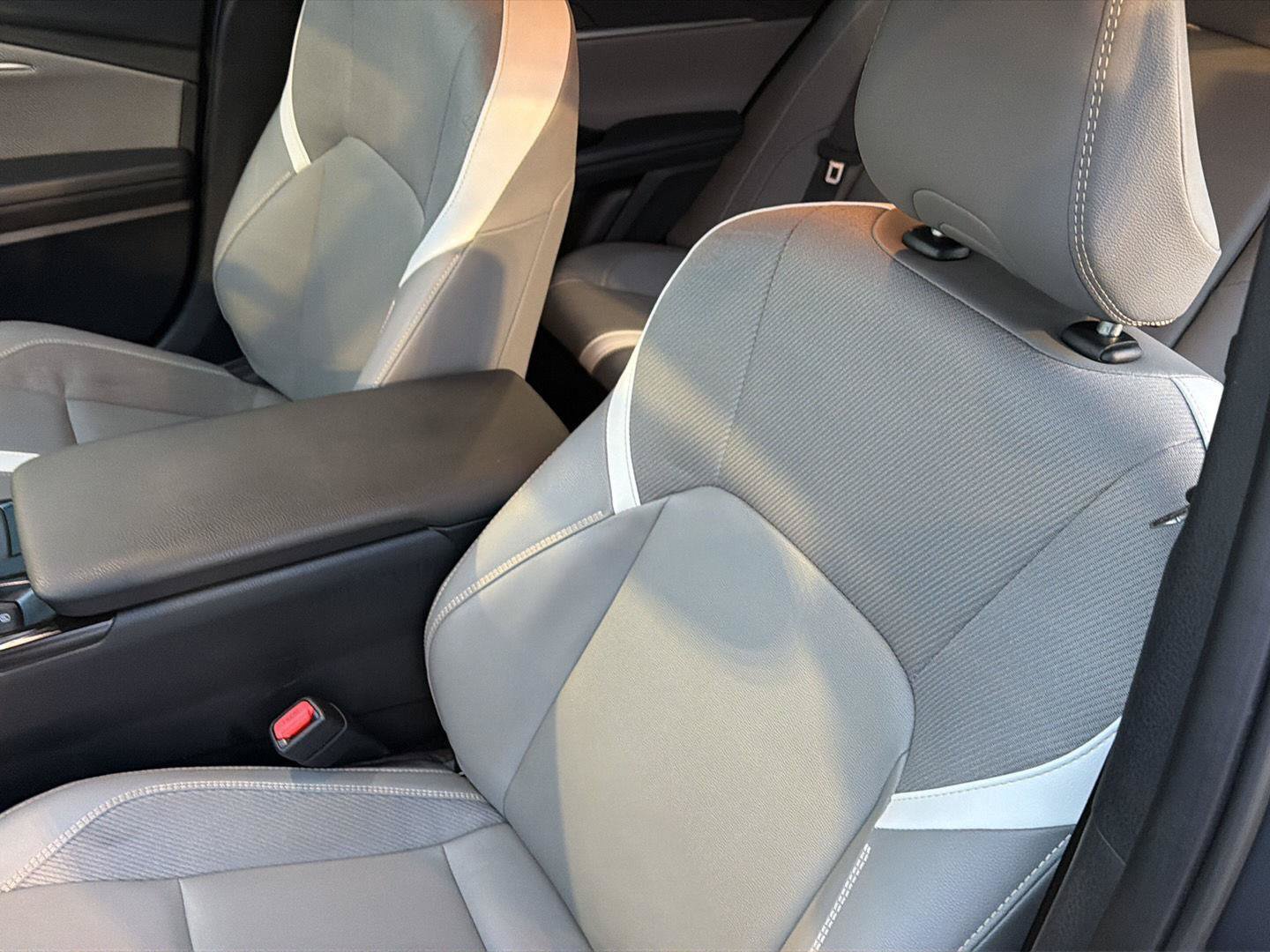 Used 2025 Toyota Camry SE w/ Multimedia Upgrade Package FWD image 28