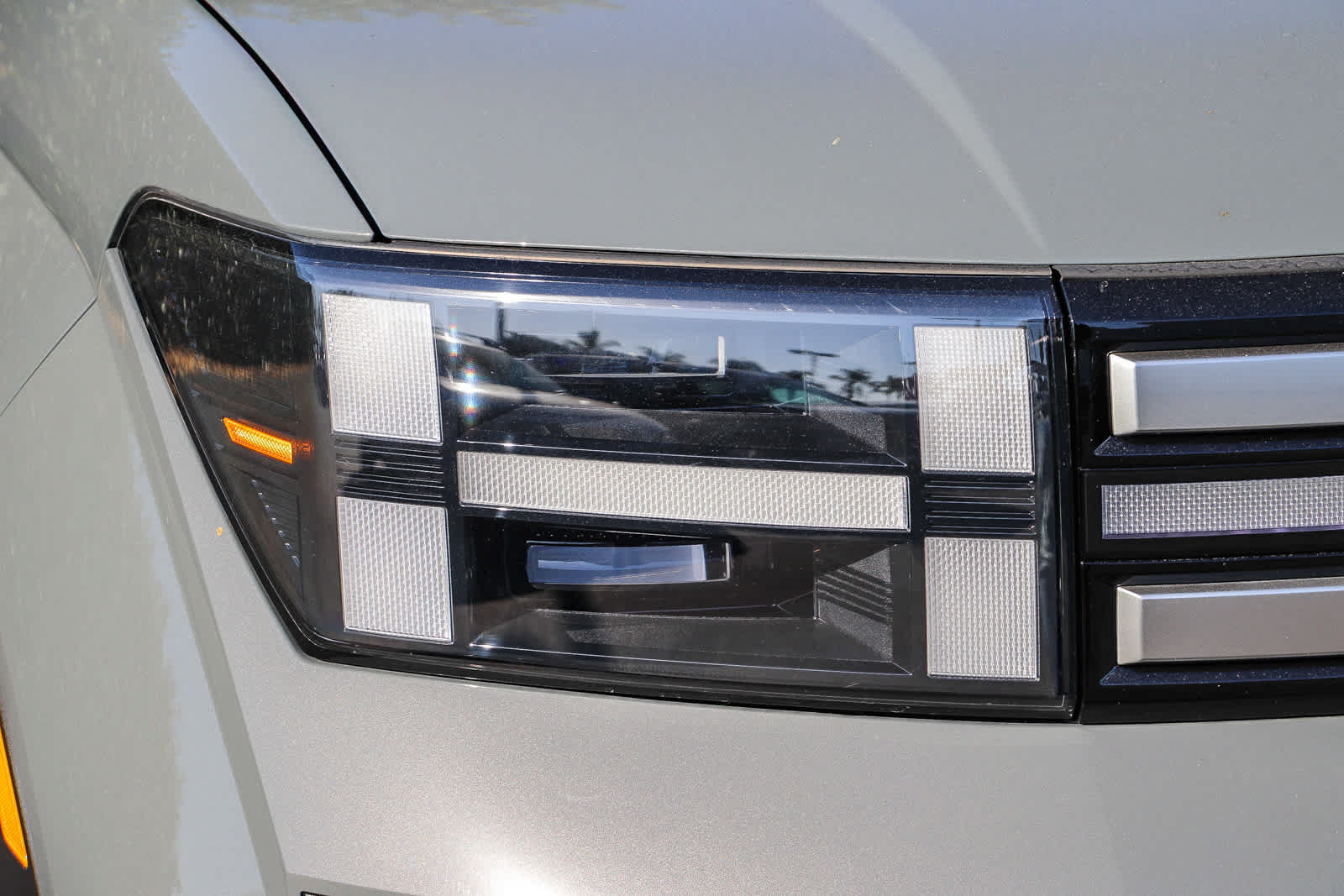 New 2027 Hyundai Santa Fe SE FWD image 4