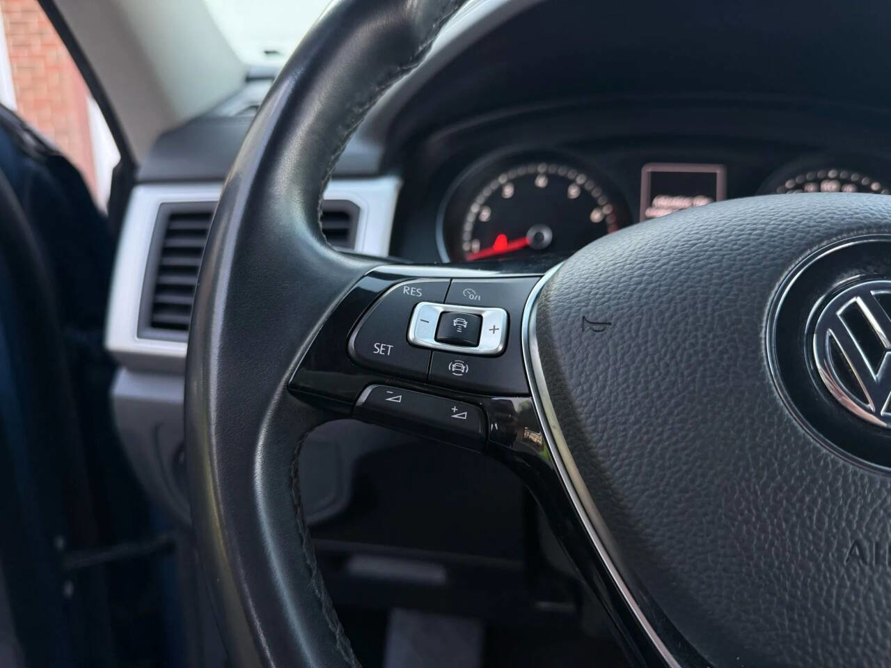 Used 2019 Volkswagen Atlas SE image 20