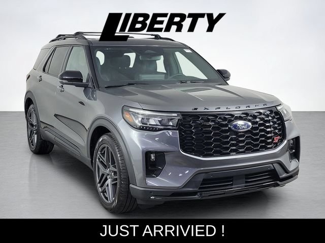 Used 2025 Ford Explorer ST