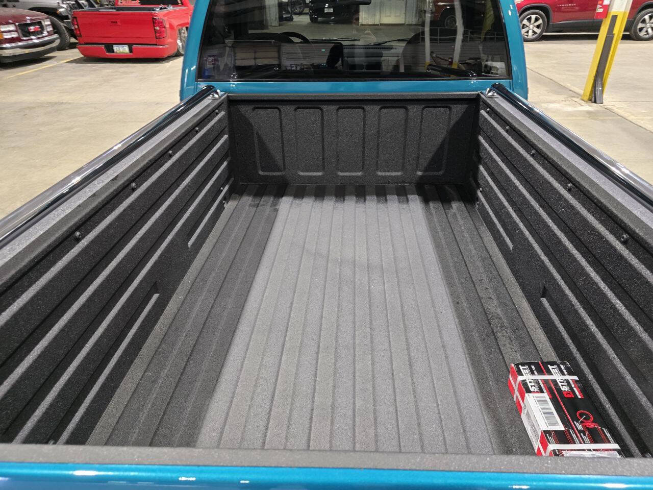 Used 1993 GMC Sierra 1500 2WD Regular Cab image 10