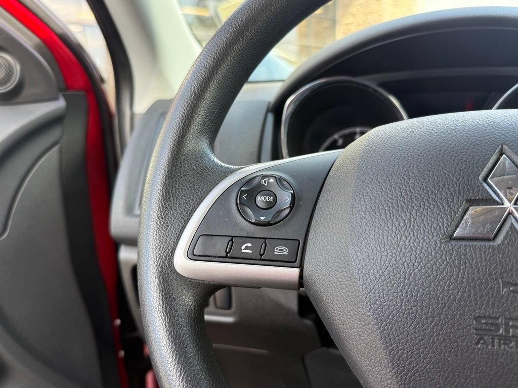 Used 2023 Mitsubishi Outlander Sport ES AWD/4WD image 19