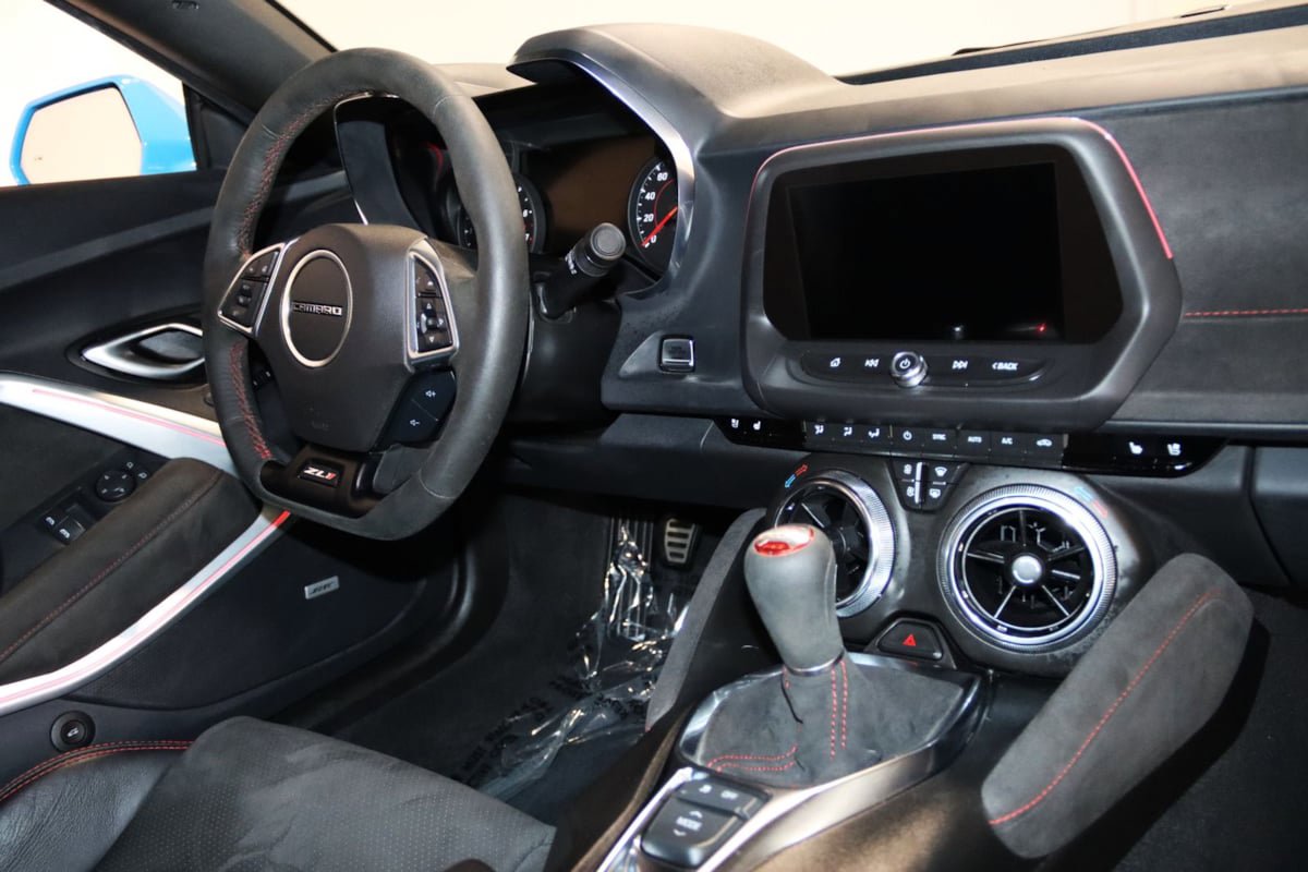 Used 2022 Chevrolet Camaro ZL1 RWD image 64