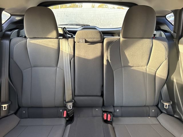 Used 2025 Subaru Crosstrek 2.0i Premium image 31