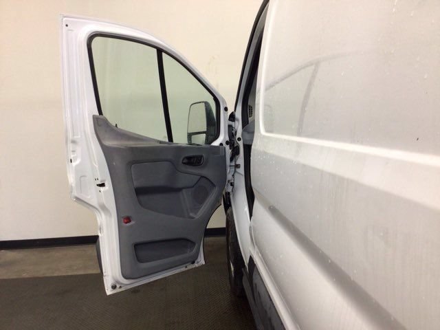Used 2018 Ford Transit 150 130 Low Roof RWD image 10