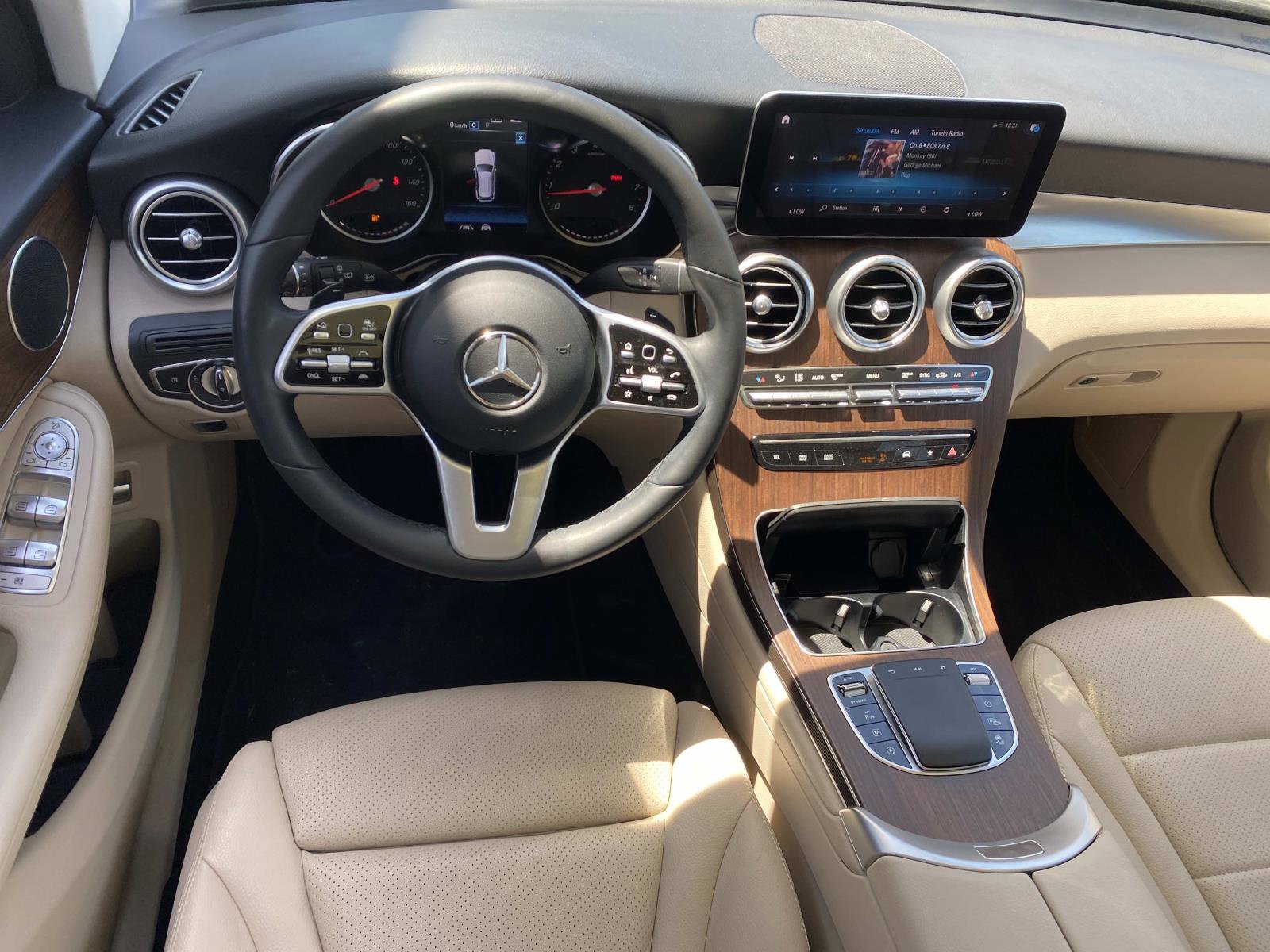 Used 2022 Mercedes-Benz GLC 300 4MATIC image 15