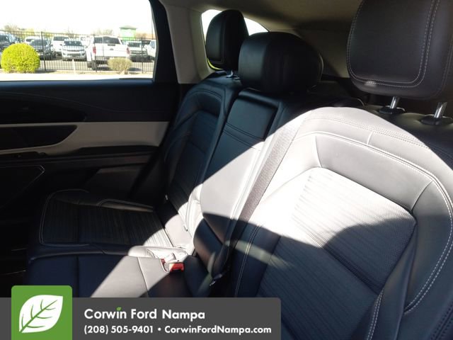 Used 2024 Lincoln Nautilus Reserve image 24