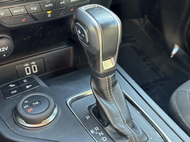 Used 2022 Ford Ranger XLT w/ Equipment Group 302A High image 26