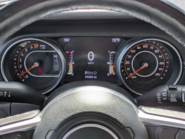 Used 2018 Jeep Wrangler Unlimited Sahara AWD/4WD image 11