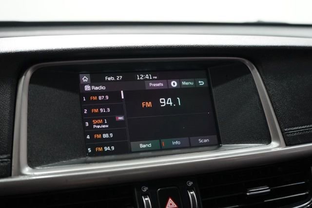 Used 2018 Kia Optima S image 25