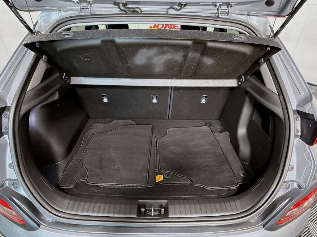 Certified 2021 Hyundai Kona Limited FWD image 29