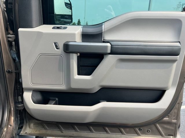 Used 2016 Ford F150 XLT w/ Equipment Group 301A Mid AWD/4WD image 31