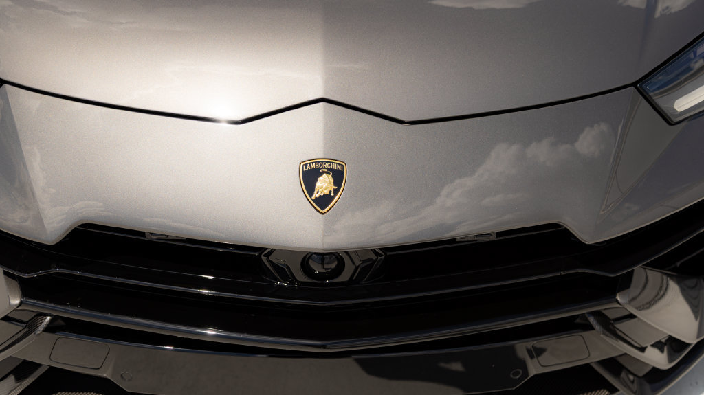 Used 2023 Lamborghini Urus Performante AWD/4WD image 9