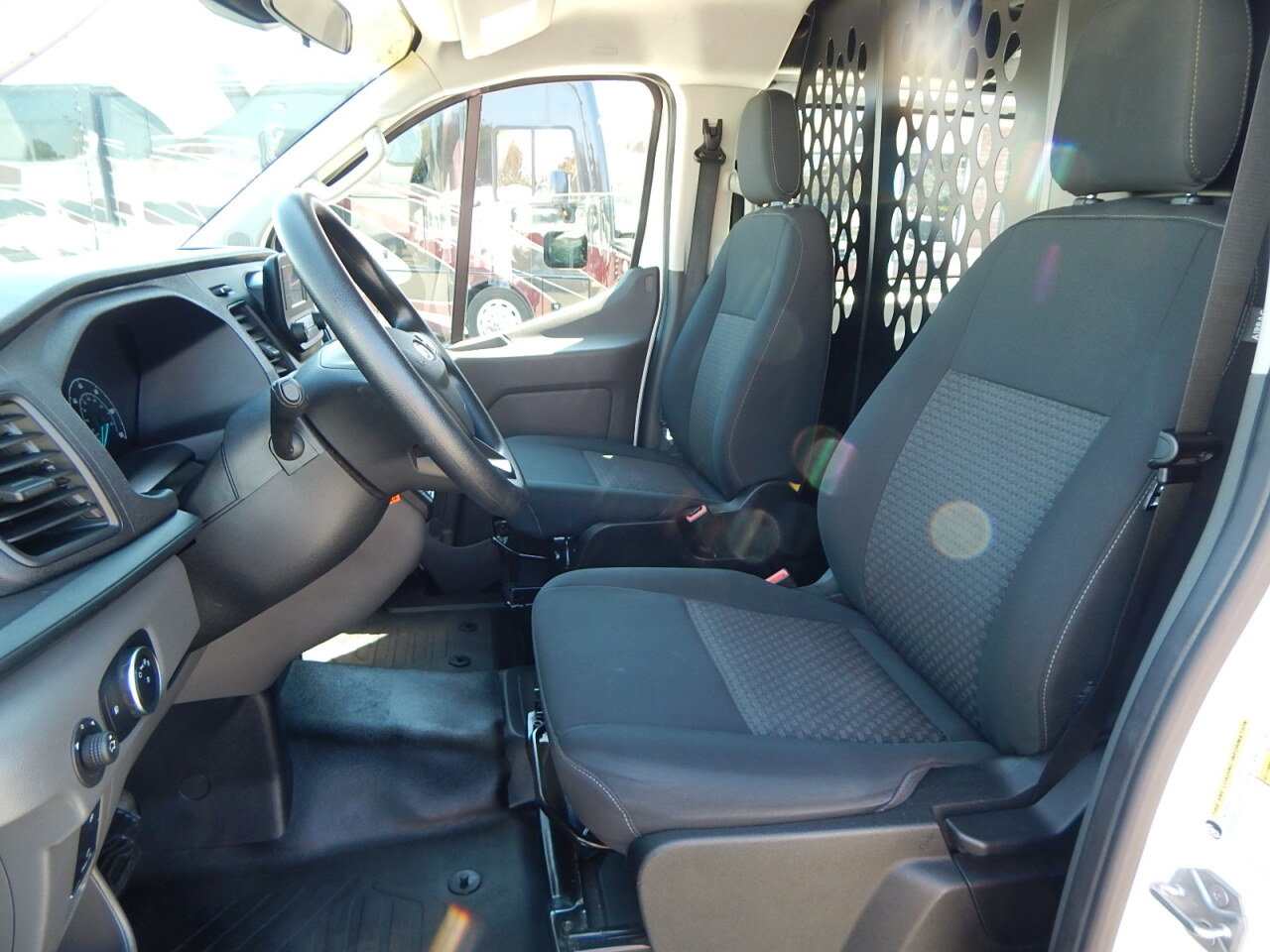 Used 2025 Ford Transit 250 Low Roof w/ Exterior Upgrade Package RWD image 19