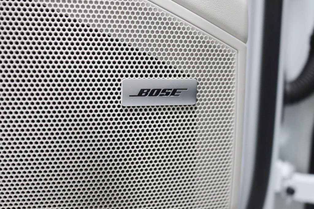 Used 2023 Porsche Cayenne image 36