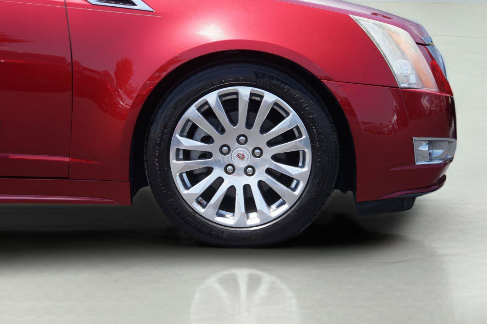 Used 2012 Cadillac CTS Premium RWD image 4