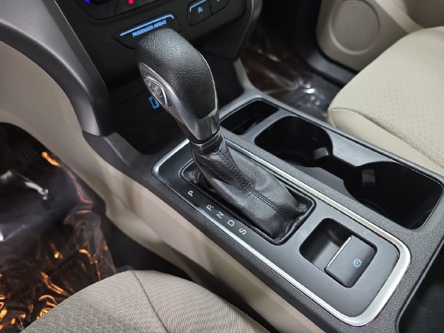Used 2019 Ford Escape SE FWD image 25