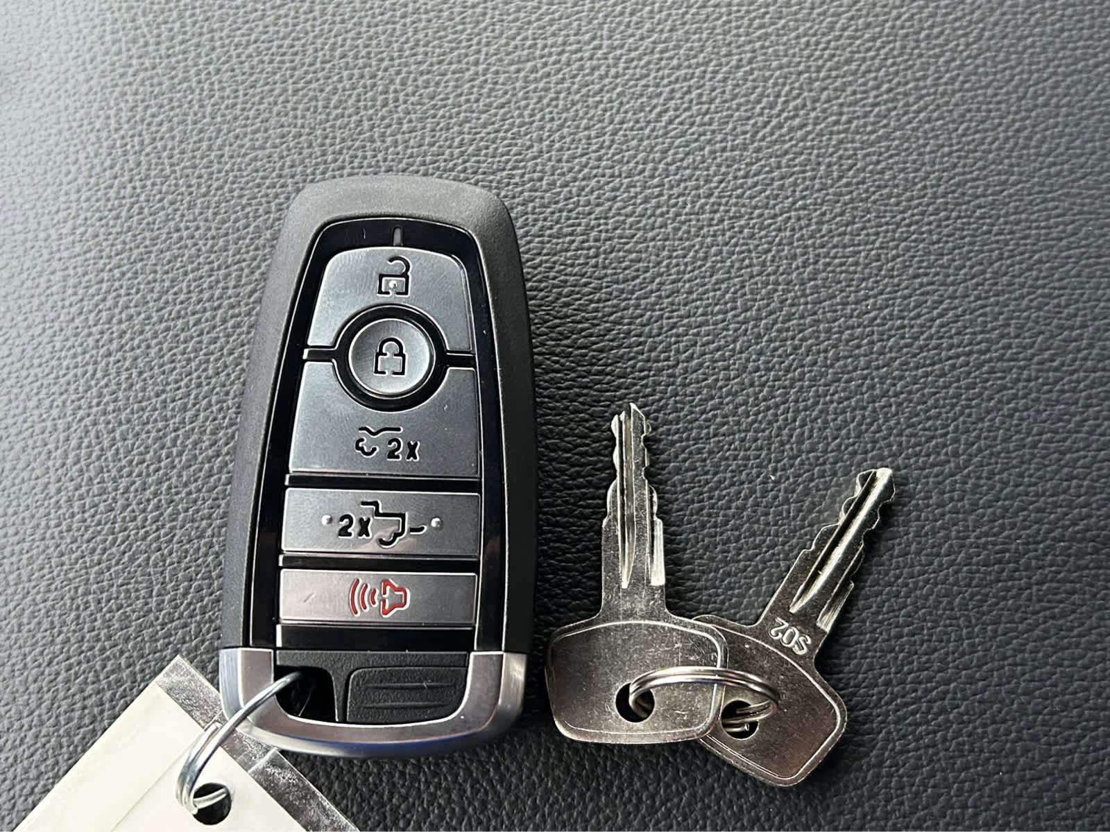 New 2023 Ford F150 Lightning Lariat image 73