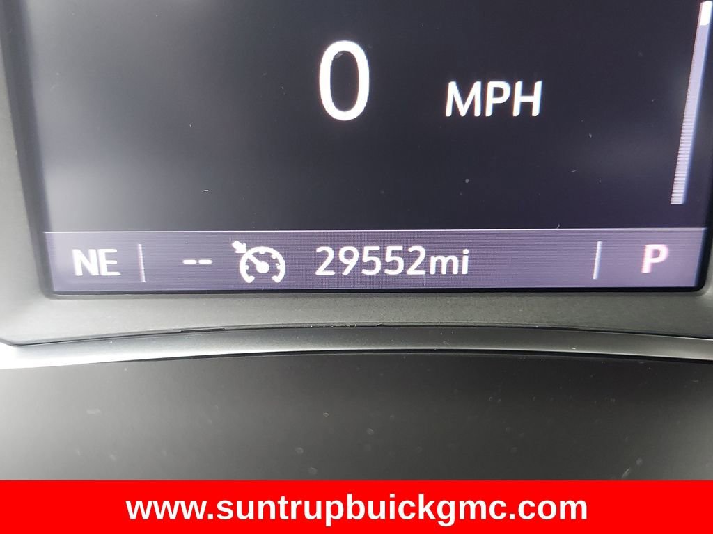 Used 2023 Chevrolet Blazer LT AWD/4WD image 17