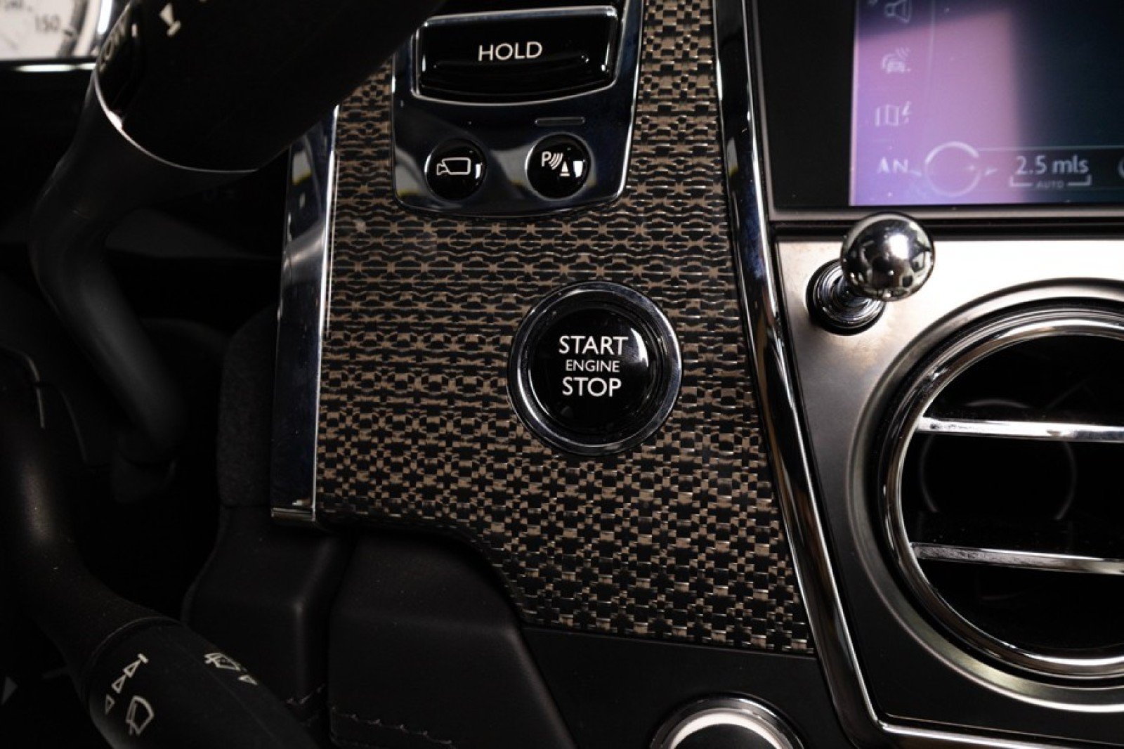 Used 2021 Rolls-Royce Wraith RWD image 27
