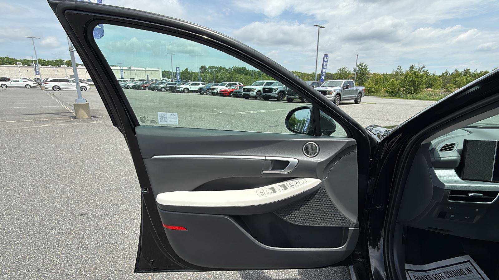 Certified 2024 Hyundai Sonata SEL AWD/4WD image 23