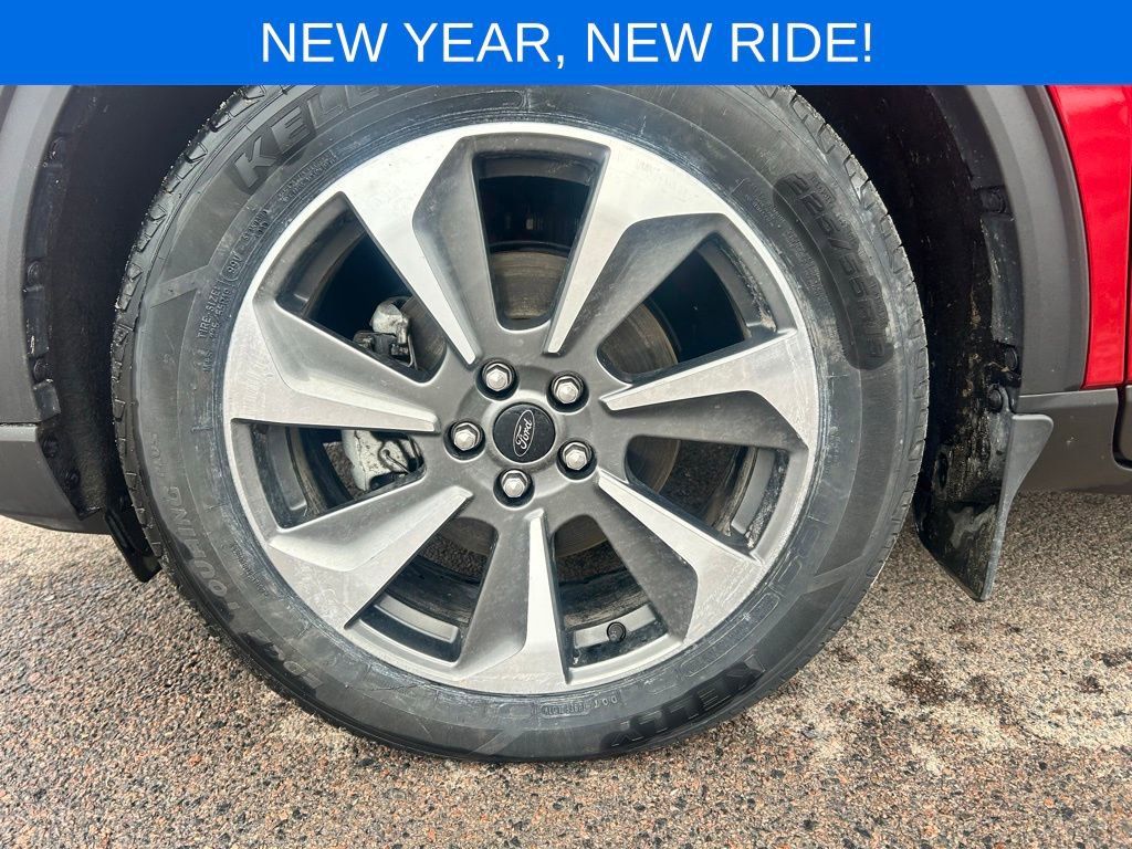 Used 2023 Ford Escape Platinum w/ Class II Trailer Tow Package image 44