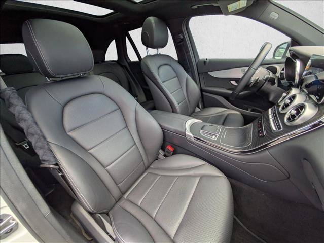 Used 2021 Mercedes-Benz GLC 300 image 22