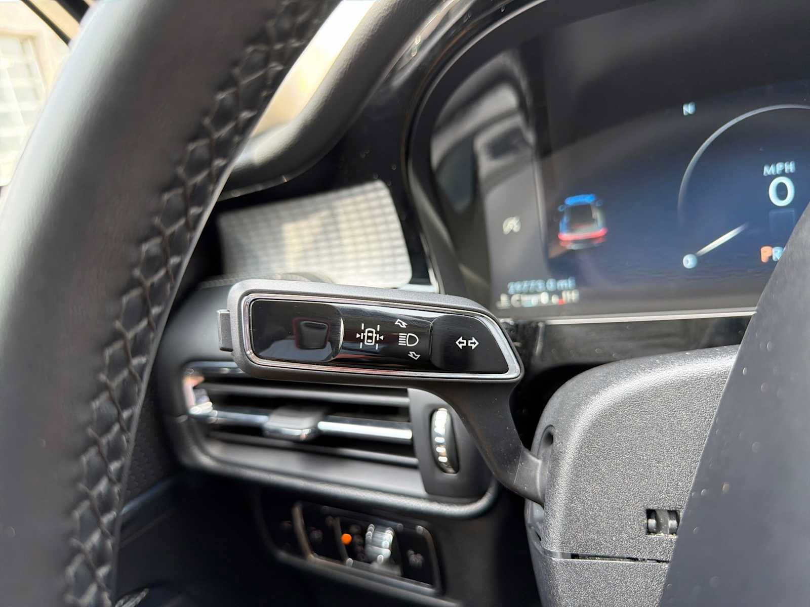 Used 2023 Lincoln Corsair FWD image 26