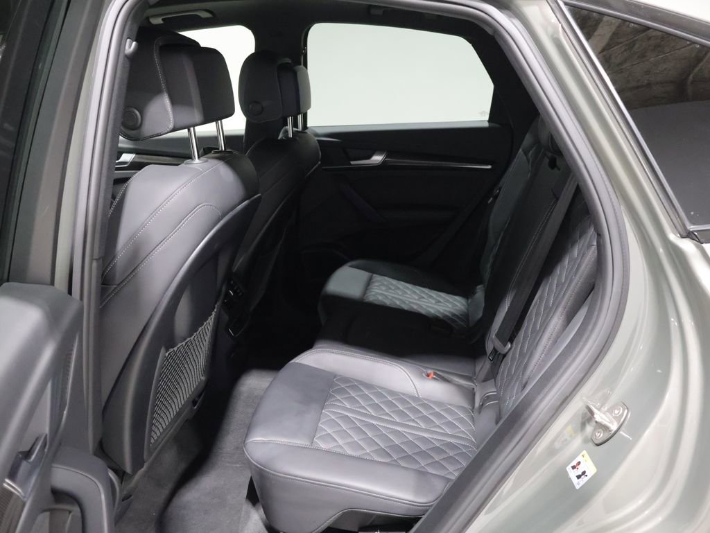 Used 2025 Audi SQ5 Premium Plus AWD/4WD image 18