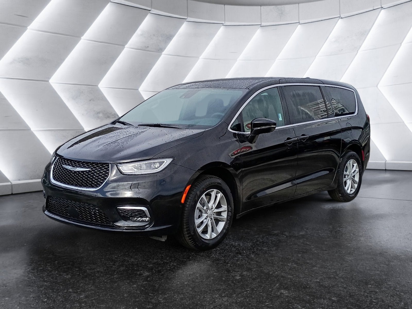 New 2026 Chrysler Pacifica Select image 2
