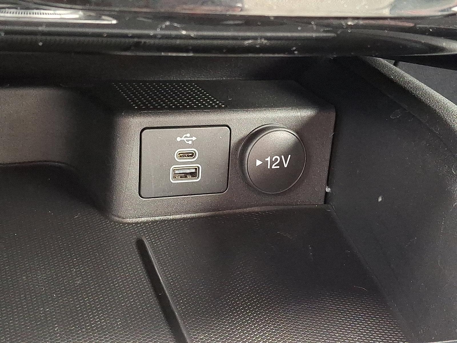 Certified 2025 Ford Escape ST-Line Elite w/ Tech Pack #1 image 28