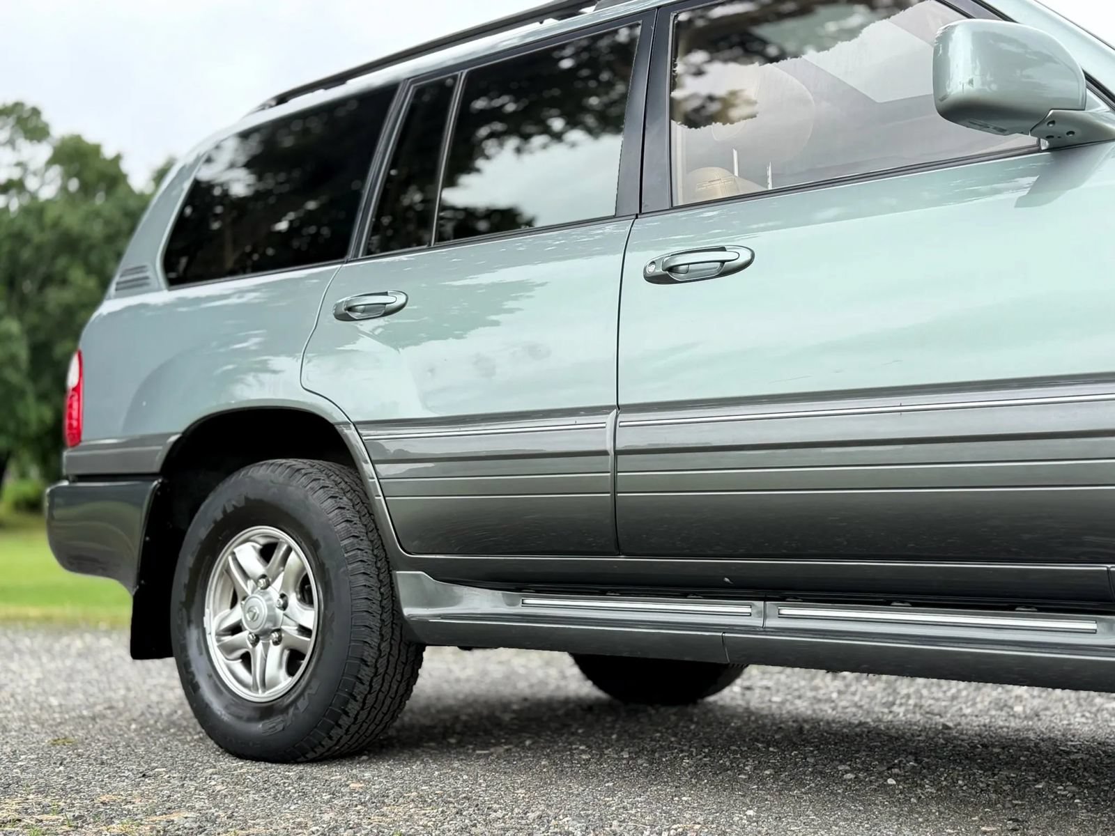 Used 2001 Lexus LX 470 4WD image 40