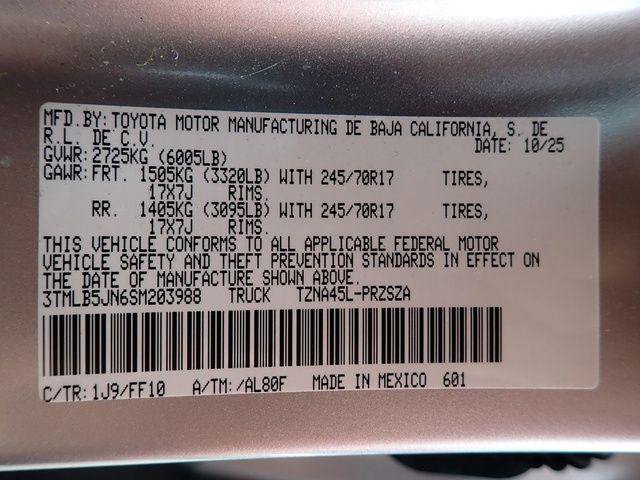Certified 2025 Toyota Tacoma SR5 AWD/4WD image 13
