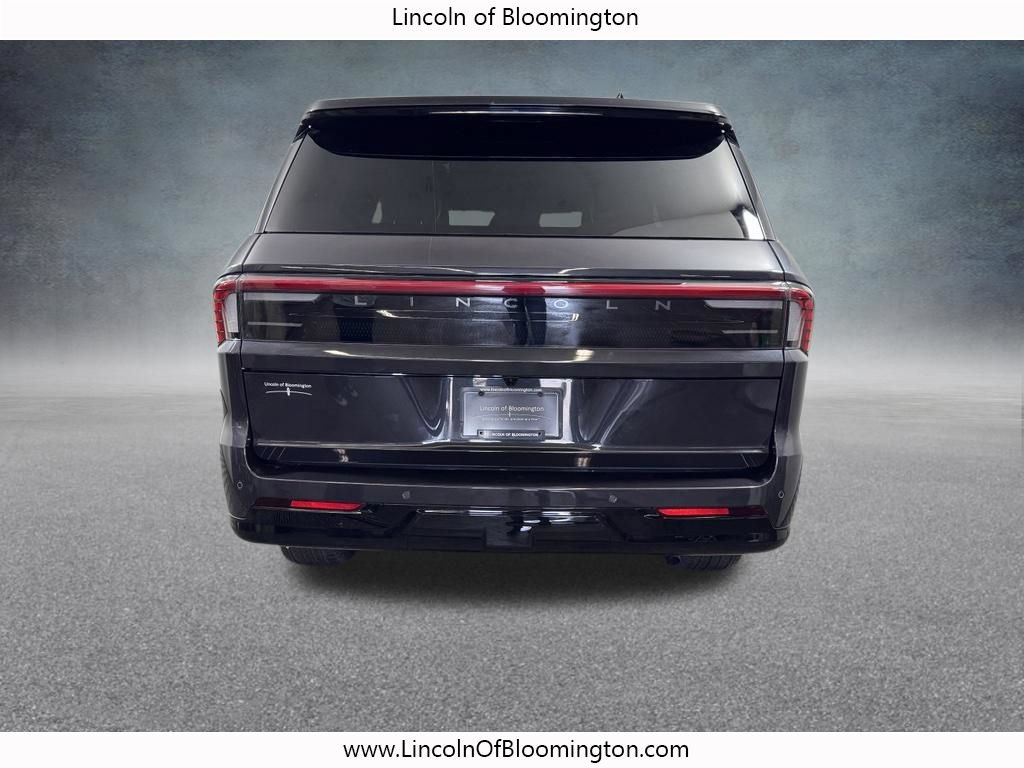 Certified 2025 Lincoln Navigator Black Label AWD/4WD image 7