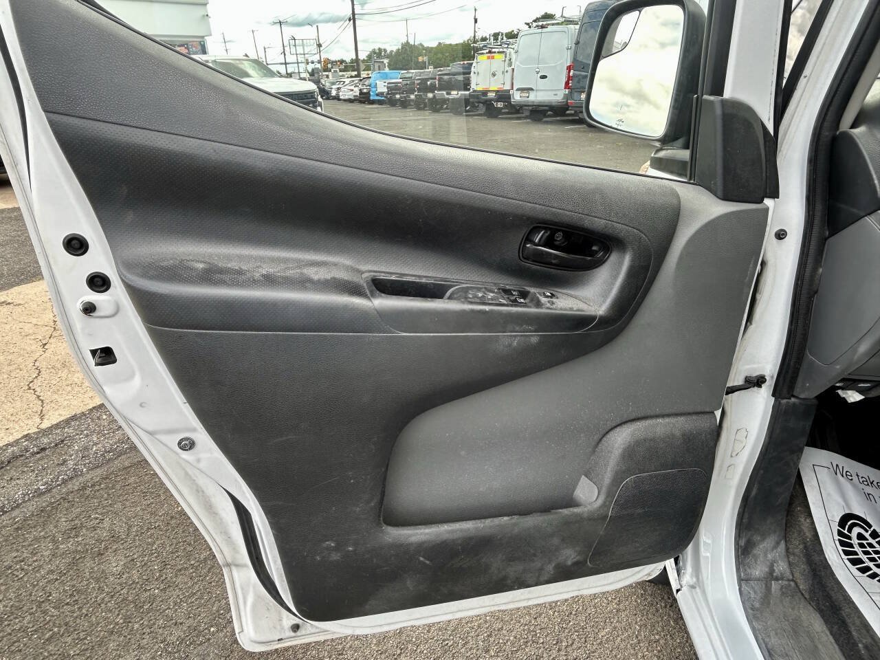 Used 2014 Nissan NV200 S w/ Back Door Glass Package FWD image 18