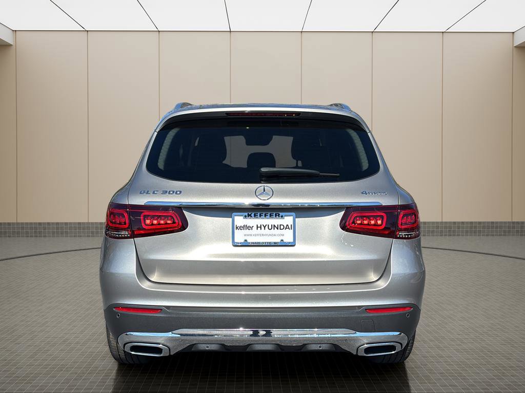 Used 2020 Mercedes-Benz GLC 300 4MATIC image 4