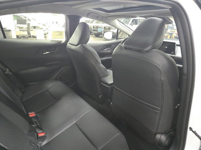 New 2027 Toyota Prius Plug-In Hybrid FWD image 12