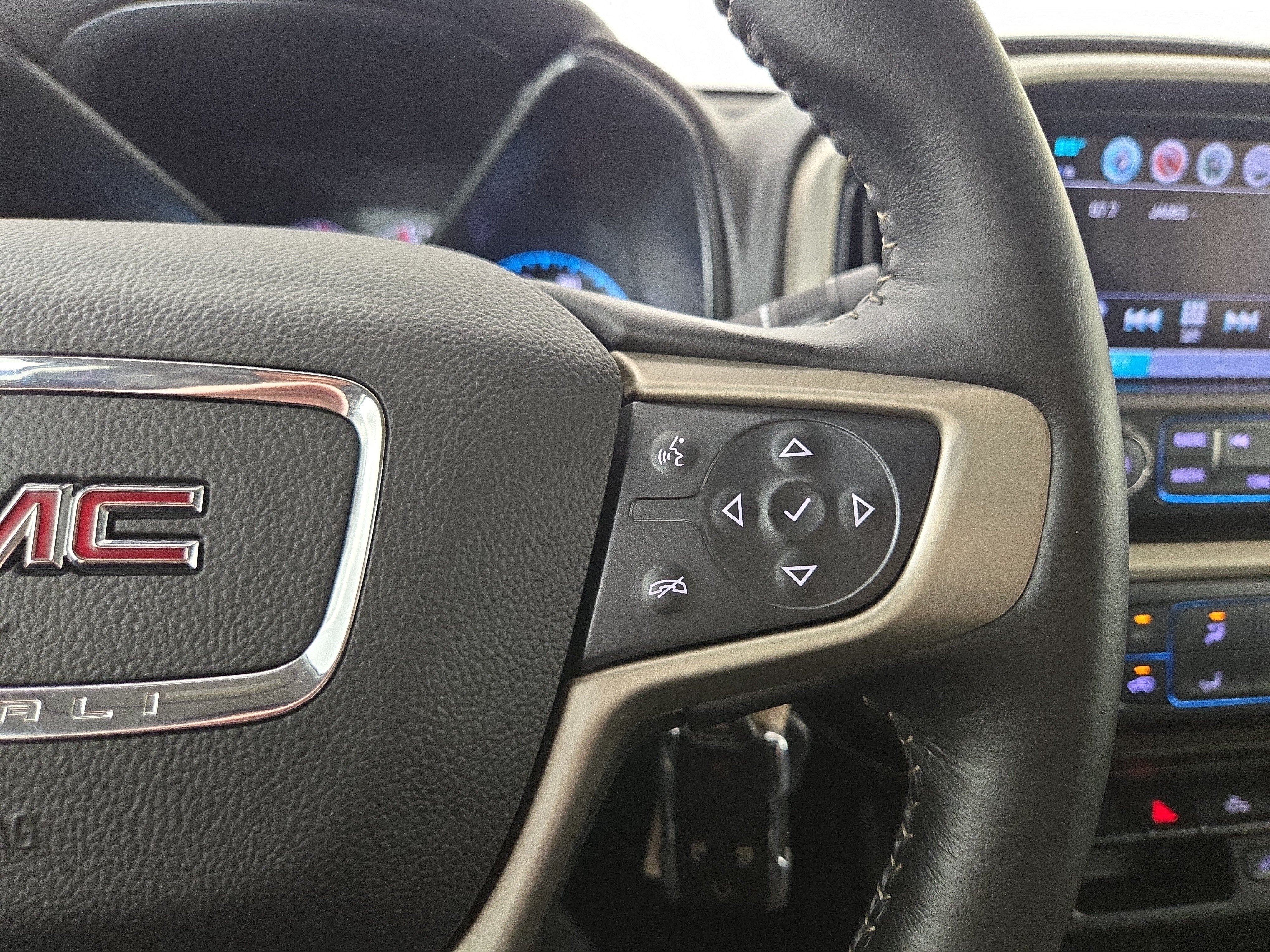 Used 2018 GMC Canyon Denali AWD/4WD image 16