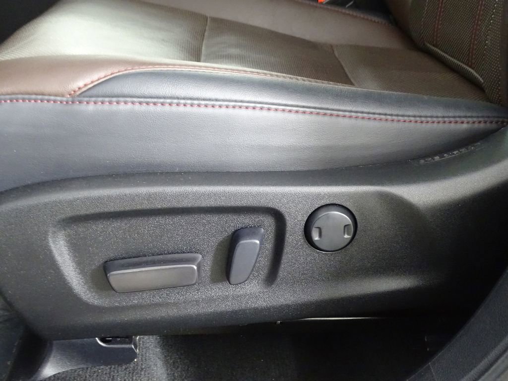 Used 2016 Lexus RX 450h AWD image 21