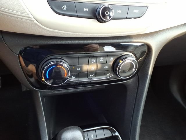 Used 2023 Buick Encore GX Preferred w/ Cold Weather Comfort Package FWD image 31