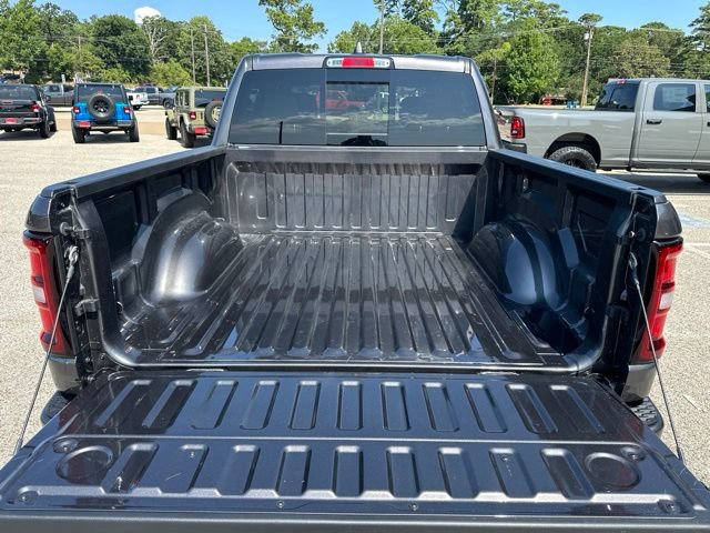 New 2026 RAM 1500 Express AWD/4WD image 38