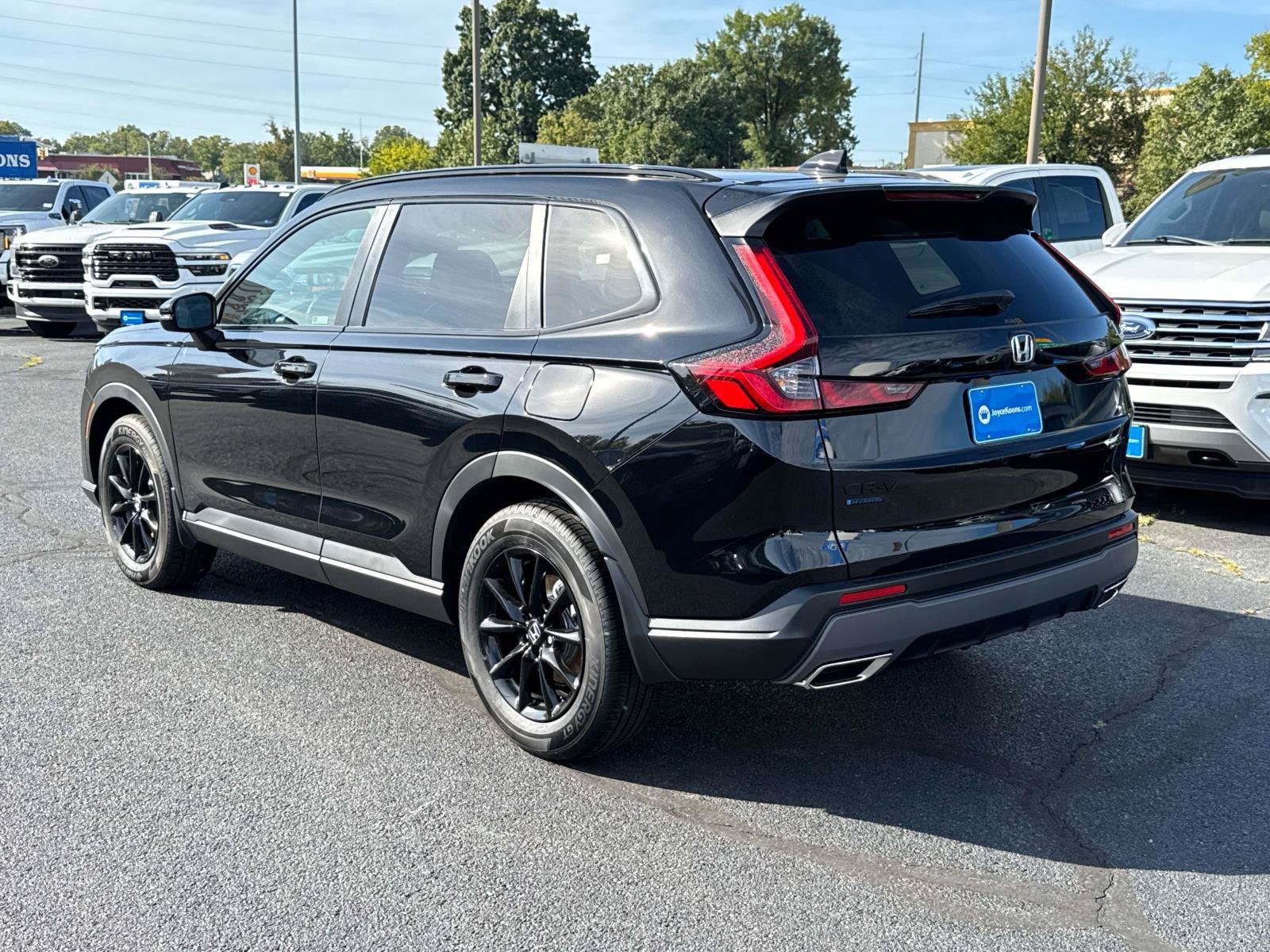 Certified 2026 Honda CR-V Sport image 3