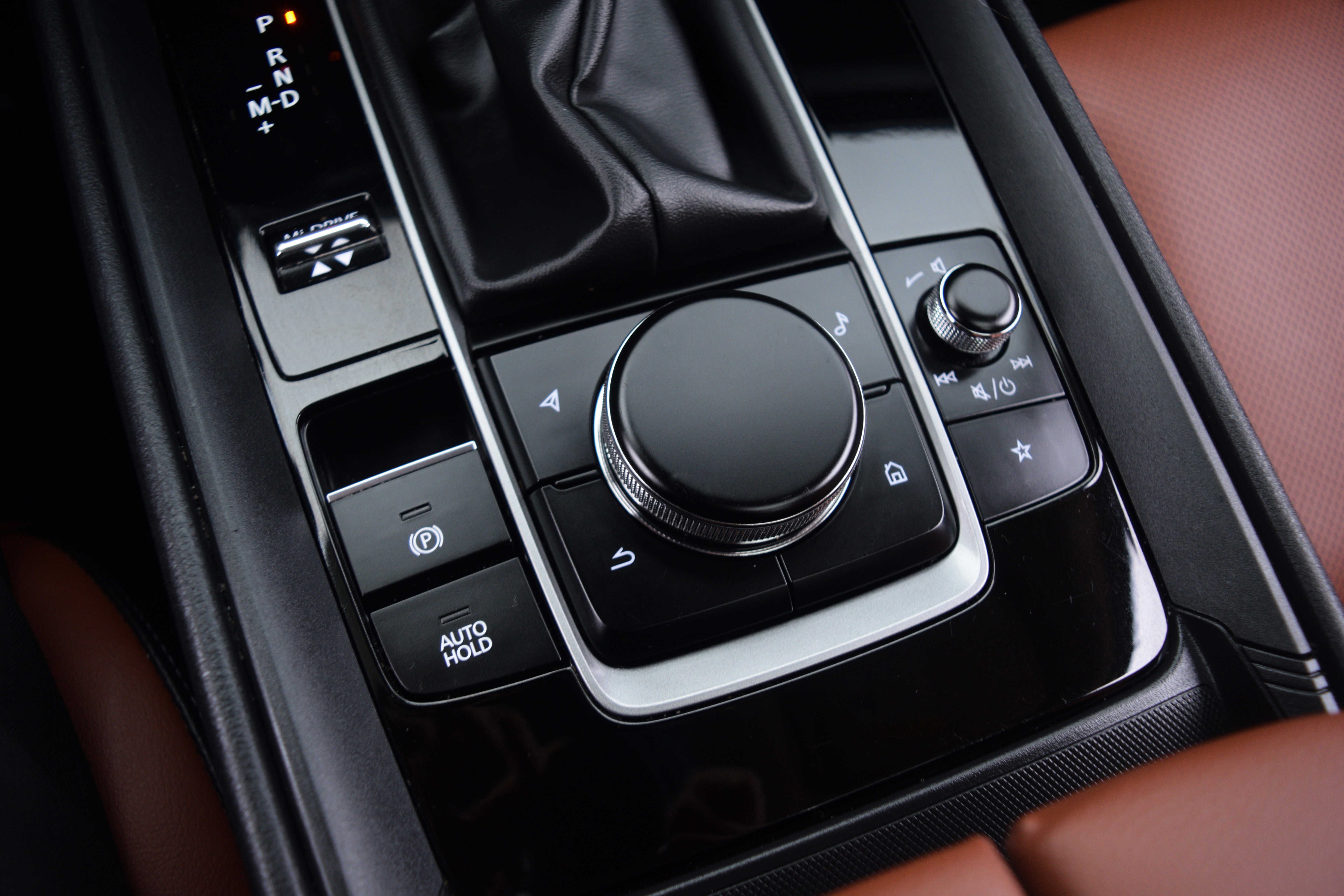 Used 2025 MAZDA CX-50 AWD 2.5 Turbo w/ Weather Package image 11