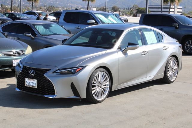 Certified 2023 Lexus IS 300 w/ Premium Package image 3