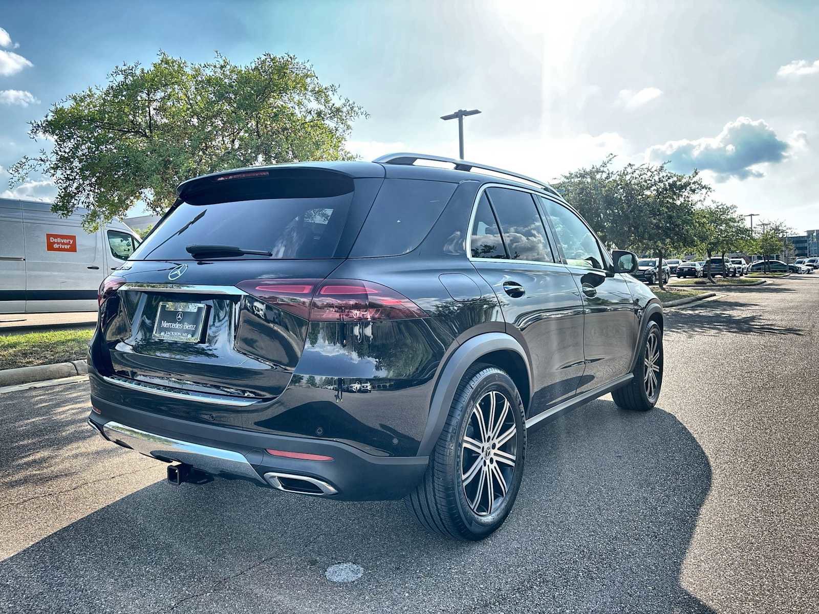 Used 2025 Mercedes-Benz GLE 350 4MATIC image 8