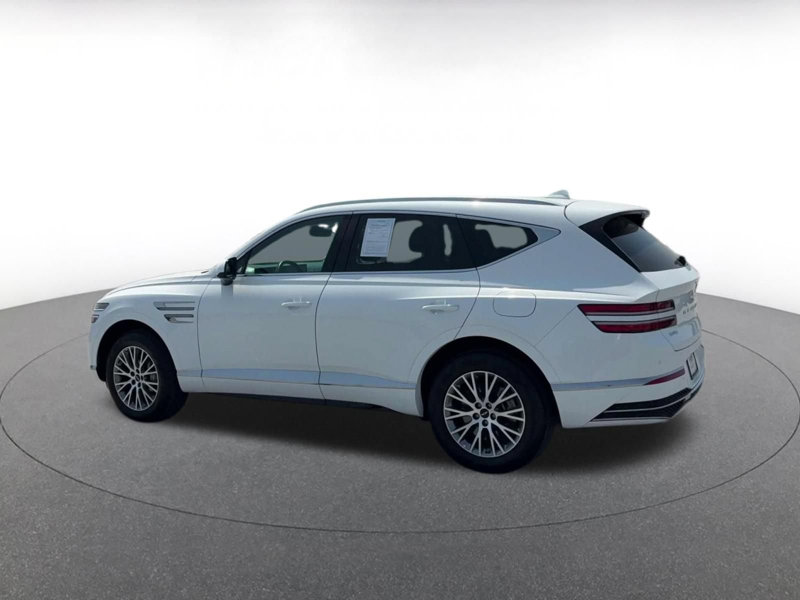 Used 2026 Genesis GV80 2.5T AWD/4WD image 9
