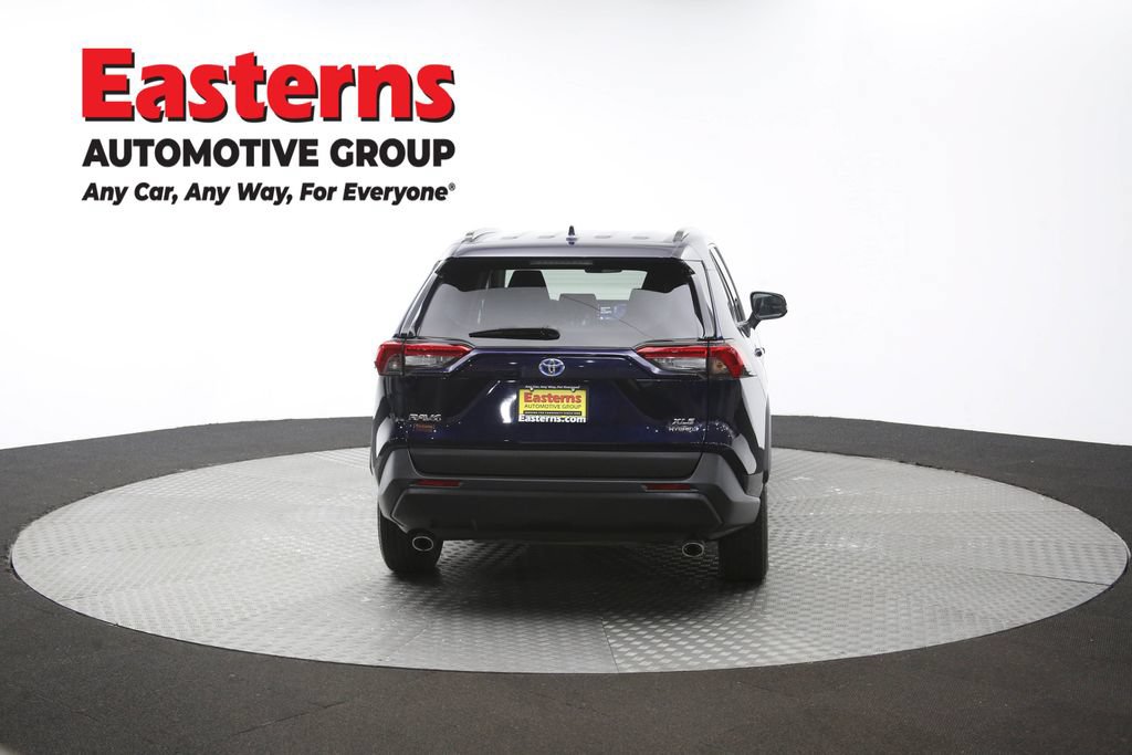 Used 2024 Toyota RAV4 XLE AWD/4WD image 36