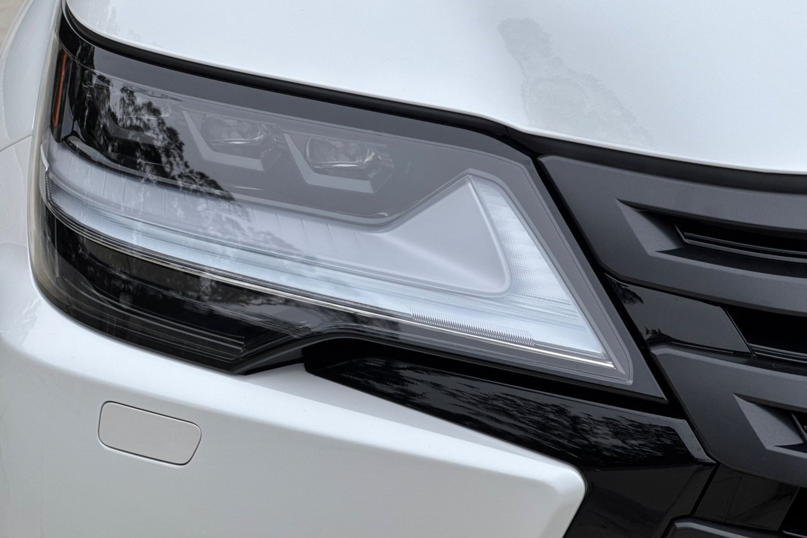 New 2026 Lexus LX 700h Overtrail AWD/4WD image 11